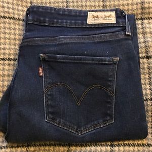 Levi jeans